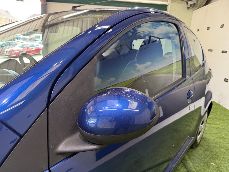 Used Toyota AYGO 2007 for sale - 76194023: Photo 9