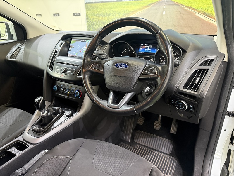 Used Ford Focus 2015 for sale - 76330456: Photo 17
