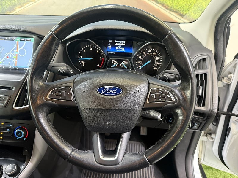 Used Ford Focus 2015 for sale - 76330456: Photo 22