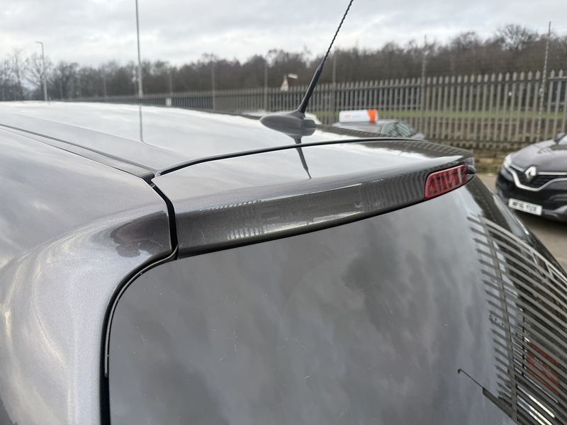 Used Toyota Yaris 2016 for sale - 77668078: Photo 11