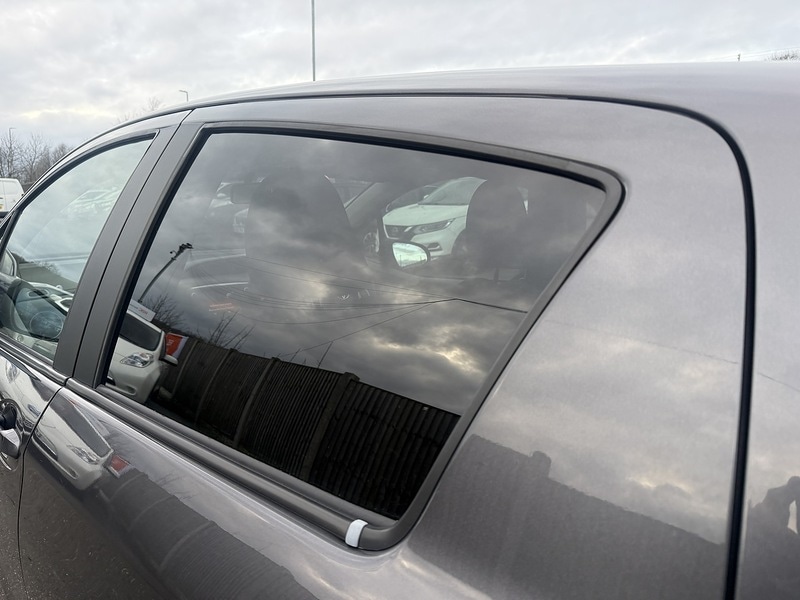 Used Toyota Yaris 2016 for sale - 77668078: Photo 12