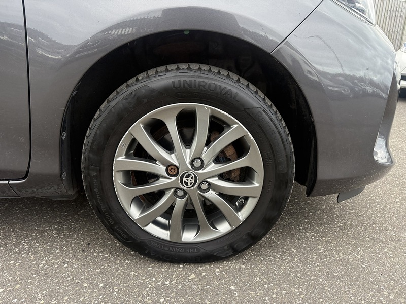 Used Toyota Yaris 2016 for sale - 77668078: Photo 18