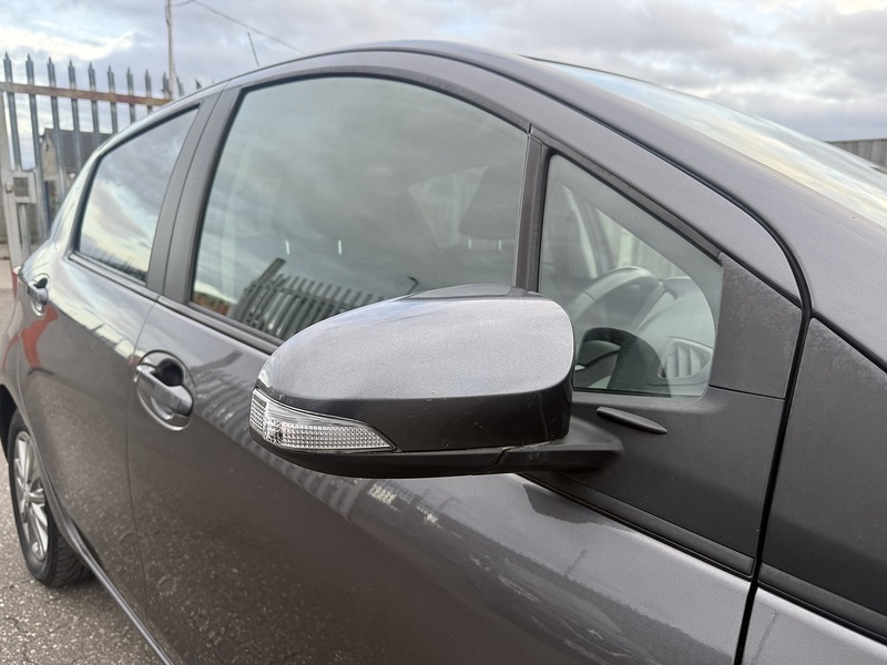 Used Toyota Yaris 2016 for sale - 77668078: Photo 23