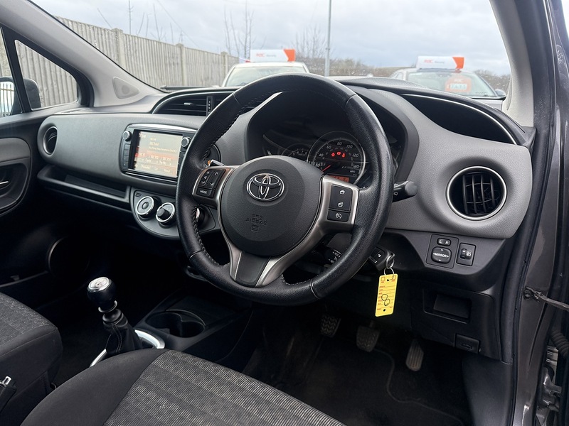 Used Toyota Yaris 2016 for sale - 77668078: Photo 25