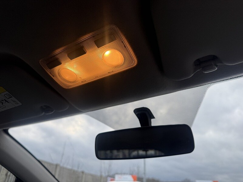 Used Toyota Yaris 2016 for sale - 77668078: Photo 33