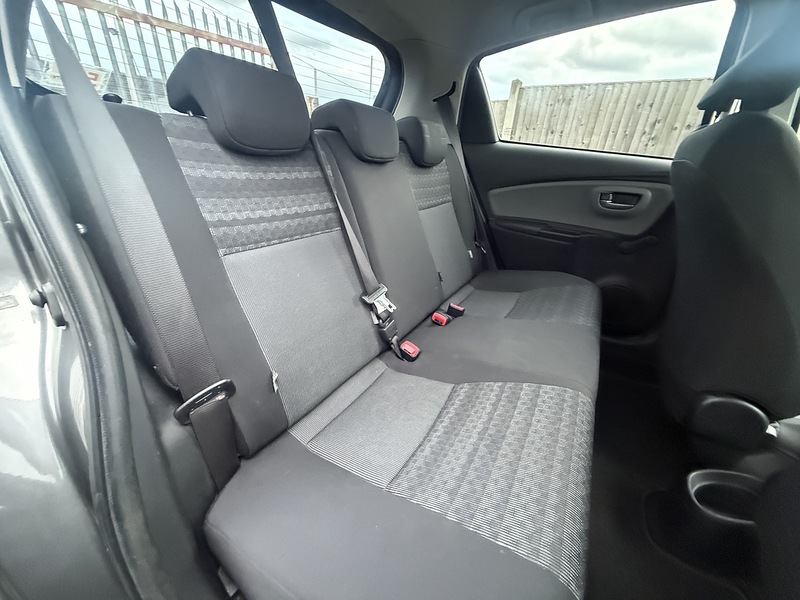 Used Toyota Yaris 2016 for sale - 77668078: Photo 39