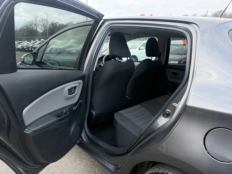 Used Toyota Yaris 2016 for sale - 77668078: Photo 43