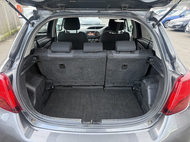 Used Toyota Yaris 2016 for sale - 77668078: Photo 44