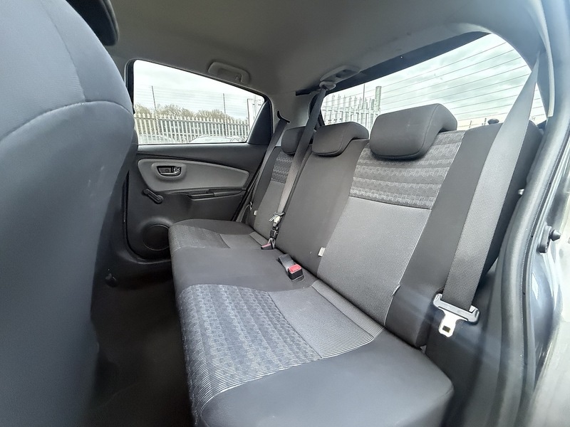 Used Toyota Yaris 2016 for sale - 77668078: Photo 45