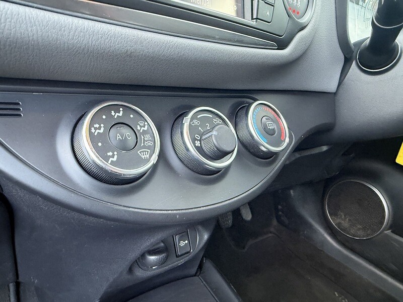 Used Toyota Yaris 2016 for sale - 77668078: Photo 55