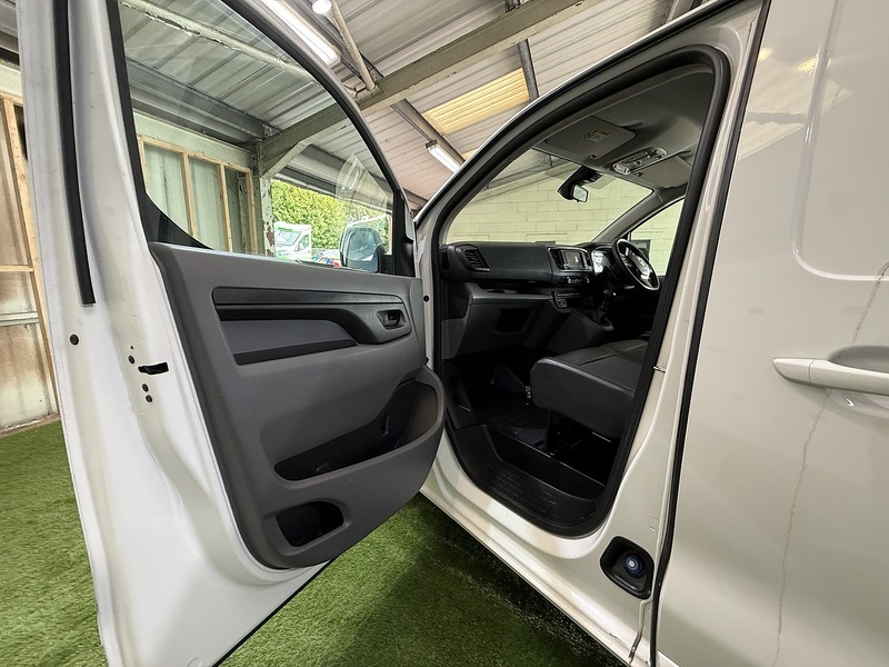 Used Vauxhall Vivaro 2020 for sale - 76194004: Photo 40