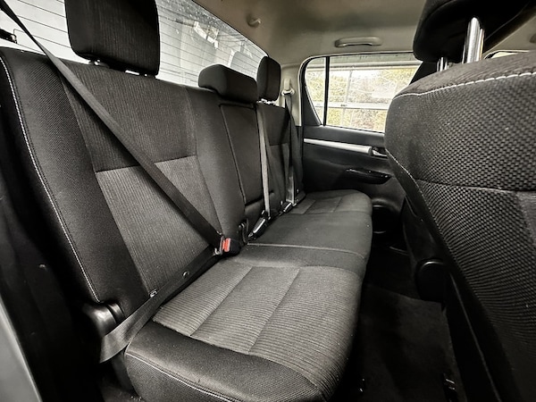 Used Toyota Hilux 2018 for sale - 76193951: Photo 15