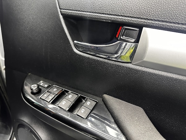 Used Toyota Hilux 2018 for sale - 76193951: Photo 29