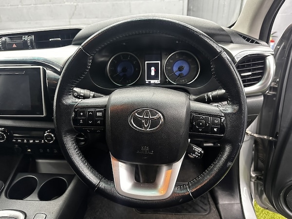 Used Toyota Hilux 2018 for sale - 76193951: Photo 35