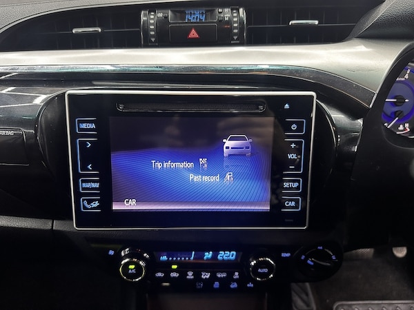 Used Toyota Hilux 2018 for sale - 76193951: Photo 43