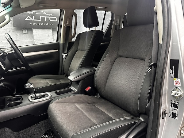 Used Toyota Hilux 2018 for sale - 76193951: Photo 60