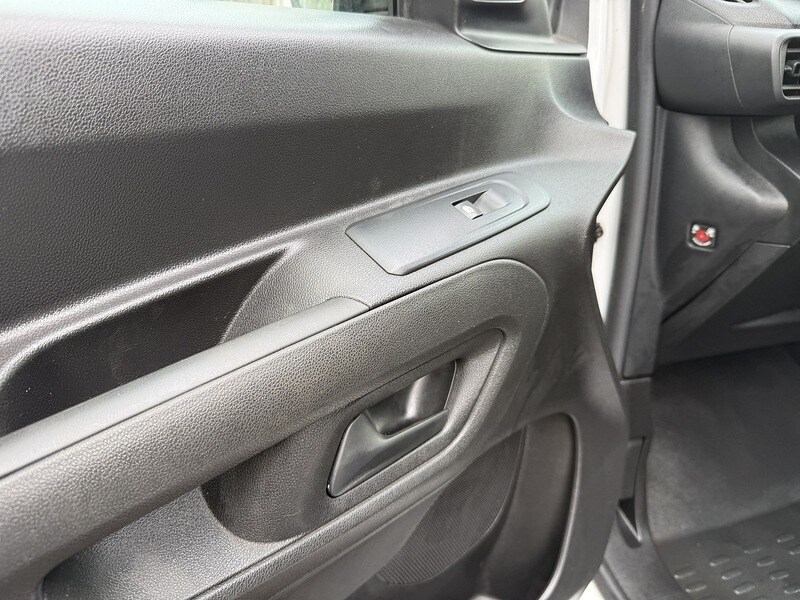 Used Vauxhall Combo 2023 for sale - 77805787: Photo 43