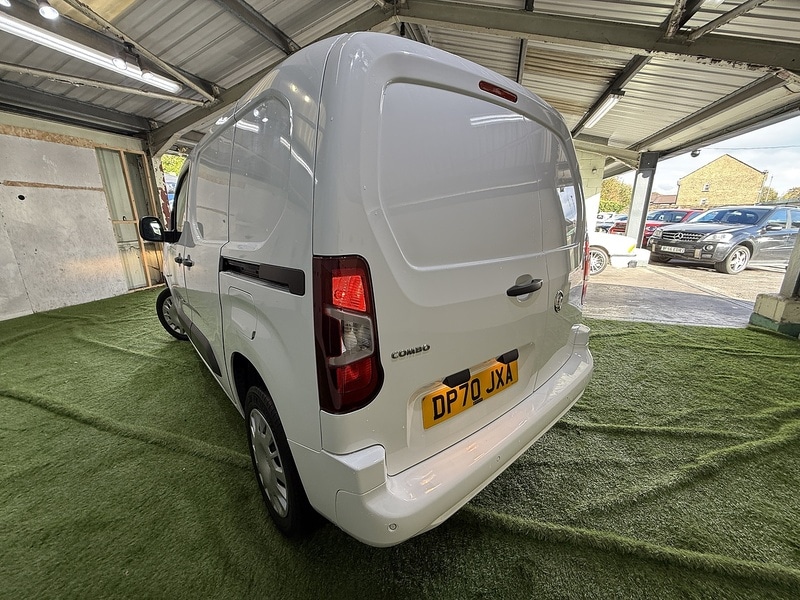 Used Vauxhall Combo 2020 for sale - 76444671: Photo 11