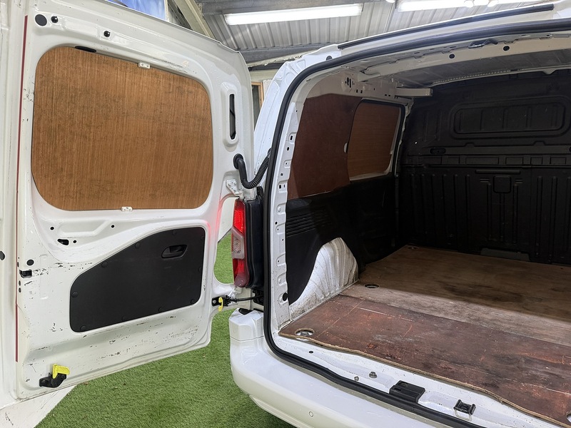 Used Vauxhall Combo 2020 for sale - 76444671: Photo 36