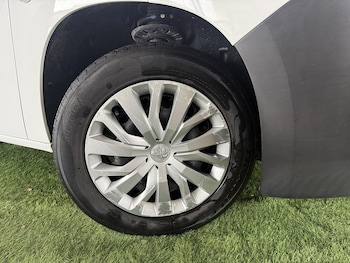 Used Peugeot Partner 2019 for sale - 76444669: Photo