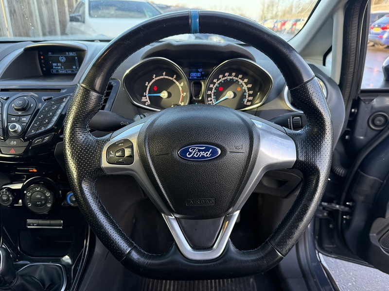 Used Ford Fiesta 2013 for sale - 77258905: Photo 25