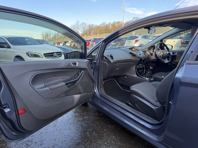 Used Ford Fiesta 2013 for sale - 77258905: Photo 33