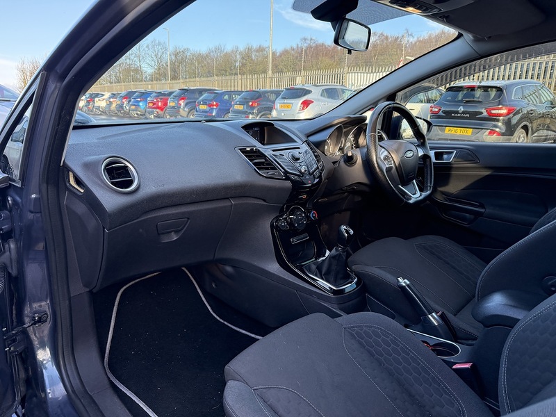 Used Ford Fiesta 2013 for sale - 77258905: Photo 36