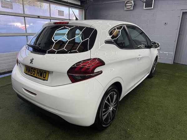 Used Peugeot 208 2015 for sale - 76193905: Photo 10