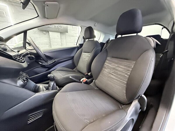 Used Peugeot 208 2015 for sale - 76193905: Photo 38