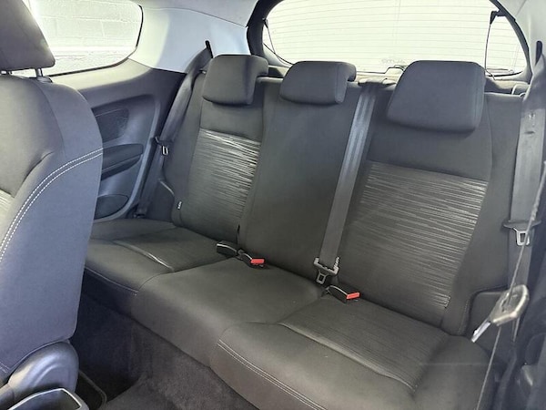 Used Peugeot 208 2015 for sale - 76193905: Photo 42