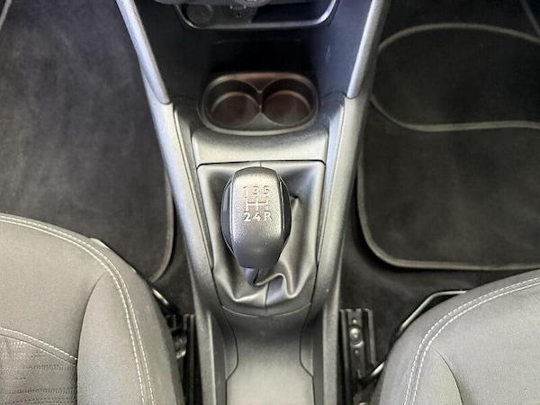 Used Peugeot 208 2015 for sale - 76193905: Photo 44