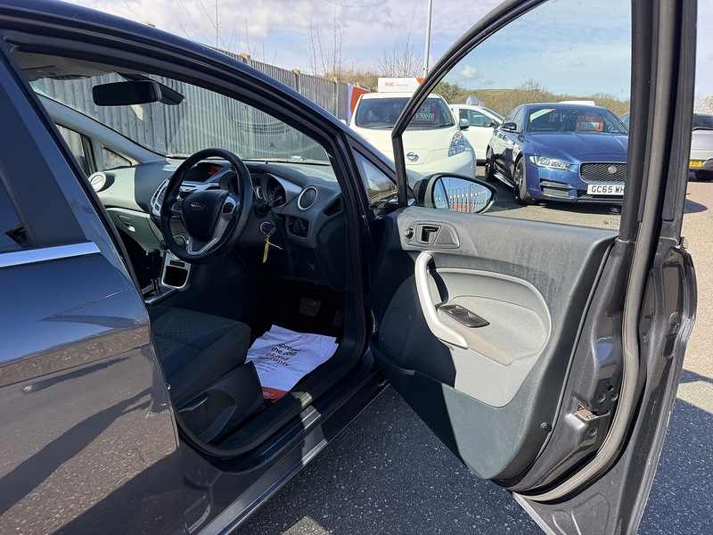 Used Ford Fiesta 2010 for sale - 78027173: Photo 17