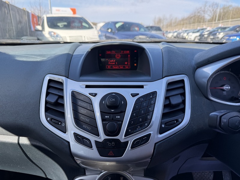 Used Ford Fiesta 2010 for sale - 78027173: Photo 23