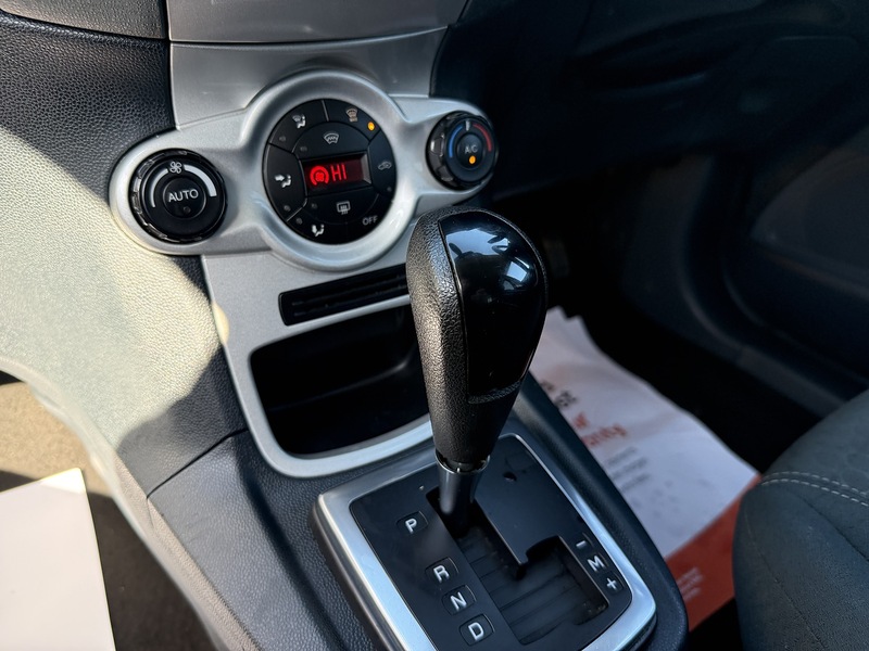 Used Ford Fiesta 2010 for sale - 78027173: Photo 37