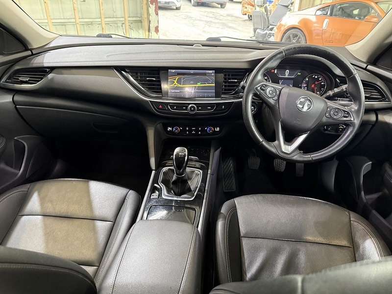 Used Vauxhall Insignia 2018 for sale - 76193947: Photo 40