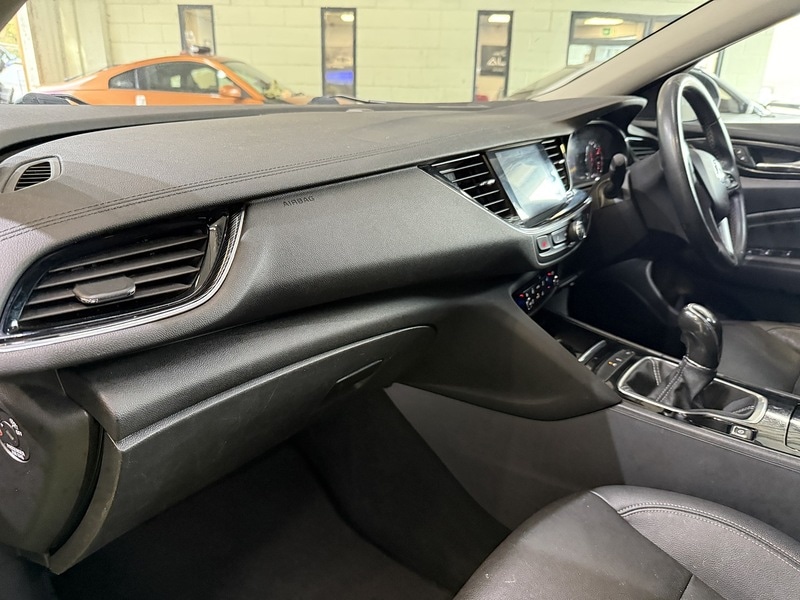 Used Vauxhall Insignia 2018 for sale - 76193947: Photo 51