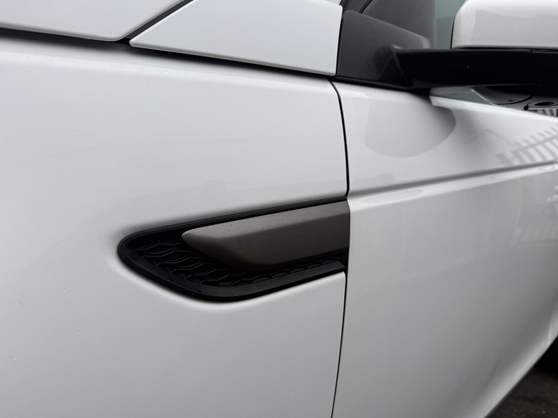 Used Land Rover Discovery Sport 2016 for sale - 77701933: Photo 12