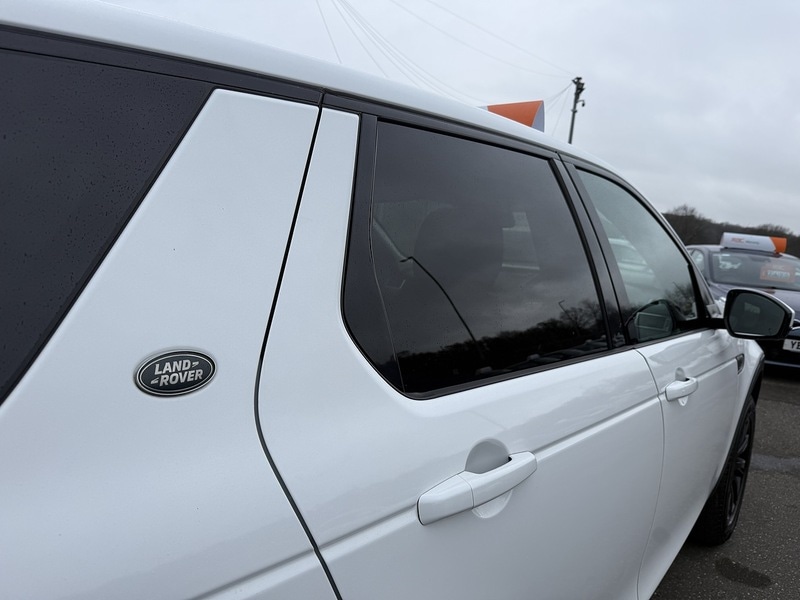 Used Land Rover Discovery Sport 2016 for sale - 77701933: Photo 19