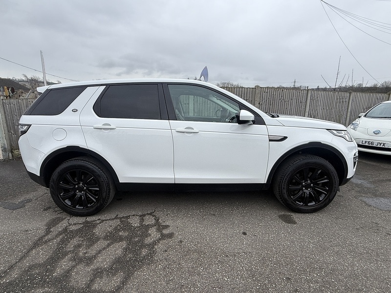 Used Land Rover Discovery Sport 2016 for sale - 77701933: Photo 25