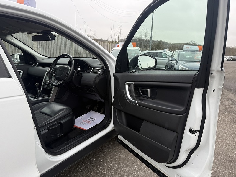 Used Land Rover Discovery Sport 2016 for sale - 77701933: Photo 27