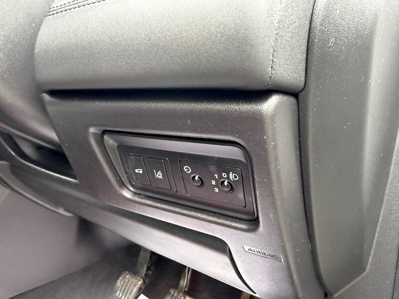 Used Land Rover Discovery Sport 2016 for sale - 77701933: Photo 37