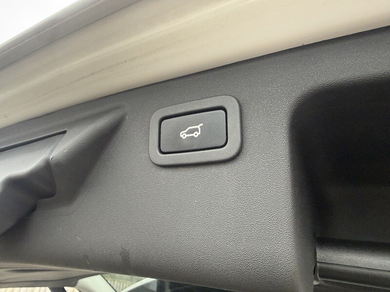 Used Land Rover Discovery Sport 2016 for sale - 77701933: Photo 60