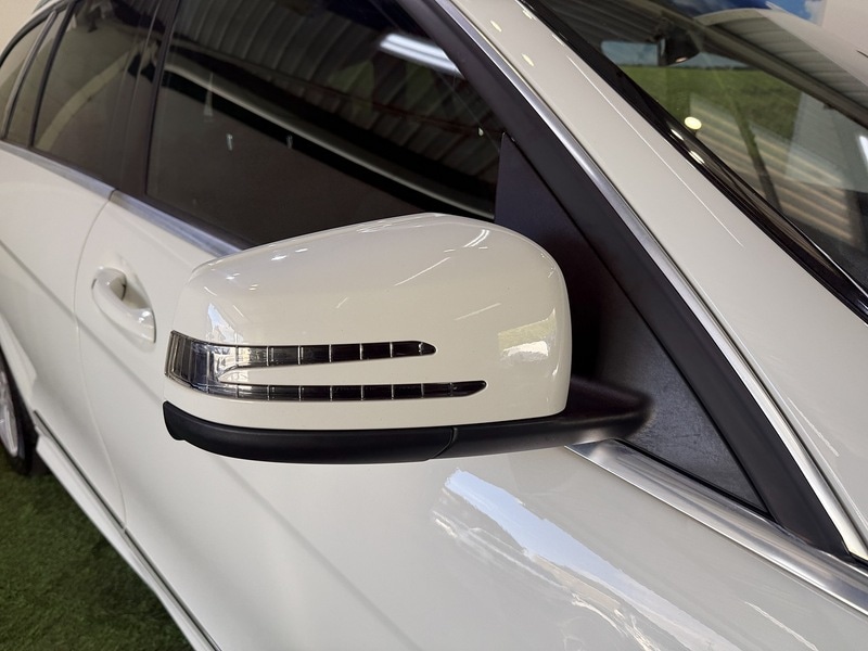 Used Mercedes-Benz C Class 2010 for sale - 76430493: Photo 4