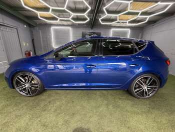 Used SEAT Leon 2019 for sale - 74747088: Photo