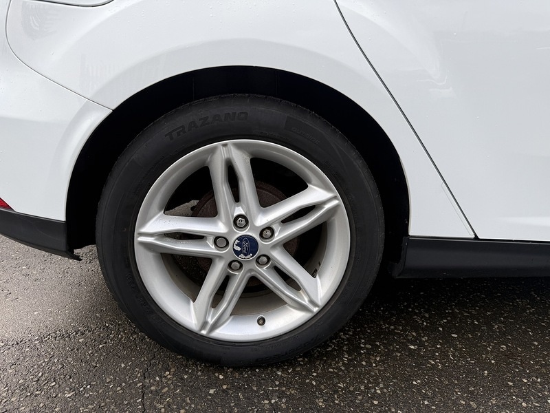 Used Ford Focus 2015 for sale - 77258899: Photo 13