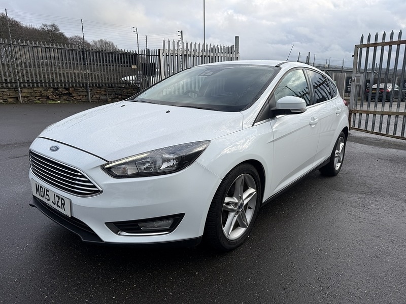 Used Ford Focus 2015 for sale - 77258899: Photo 2