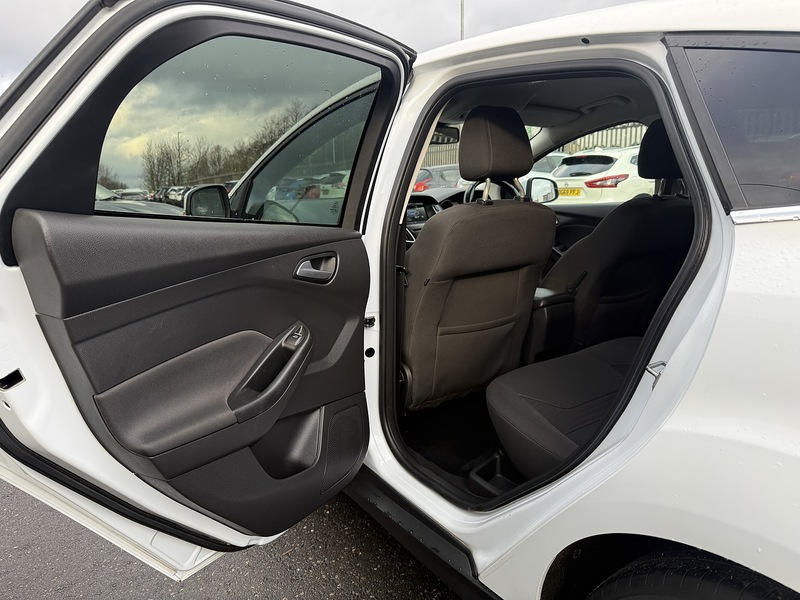 Used Ford Focus 2015 for sale - 77258899: Photo 45