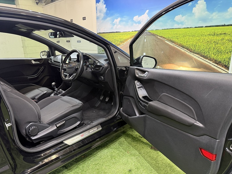 Used Ford Fiesta 2018 for sale - 76559559: Photo 15