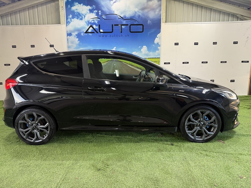 Used Ford Fiesta 2018 for sale - 76559559: Photo 8