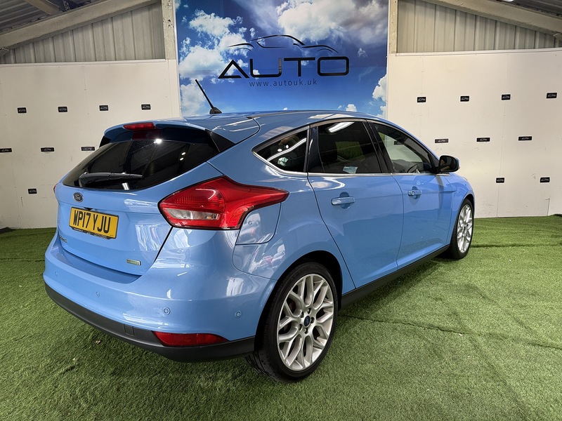 Used Ford Focus 2017 for sale - 76341067: Photo 13